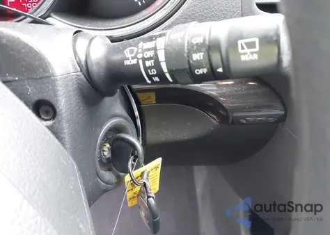 2013 Kia Sorento Lx z USA, uszkodzony, nr VIN 5XYKT3A64DG387902